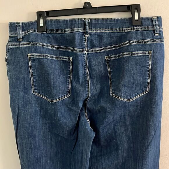 Chico's Blue Boot Cut Jeans Classic Style - Picture 5 of 7